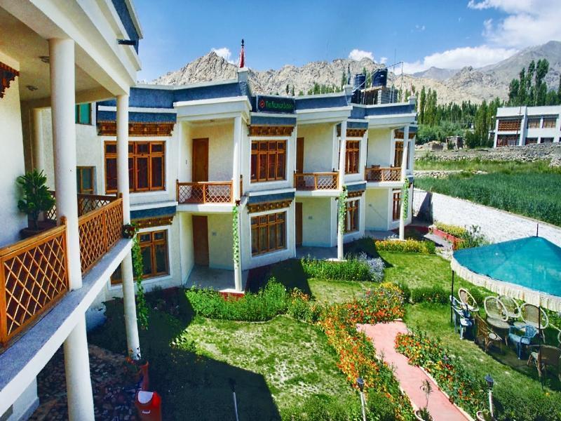 Hotel Nalanda Ladakh Leh Buitenkant foto