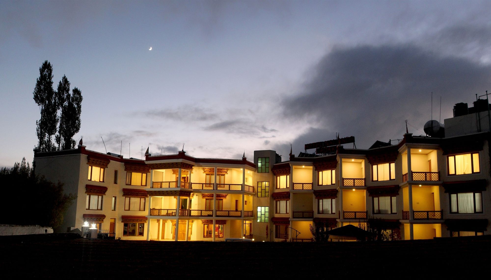 Hotel Nalanda Ladakh Leh Buitenkant foto